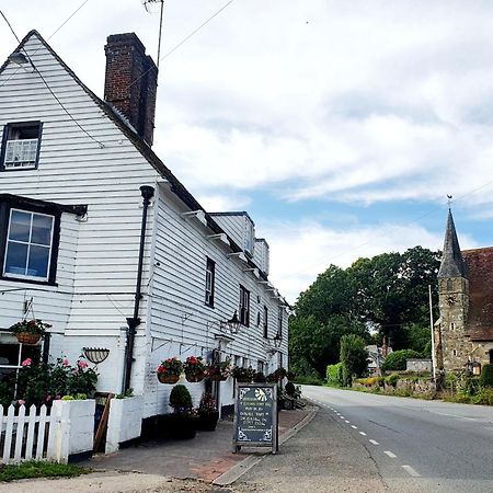 فندق The White Hart Newenden المظهر الخارجي الصورة