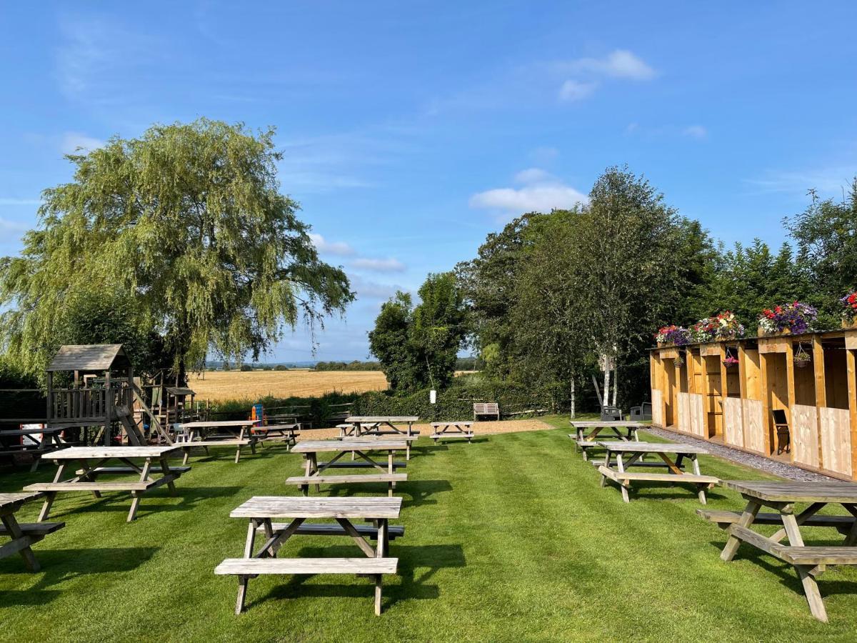 فندق The White Hart Newenden المظهر الخارجي الصورة